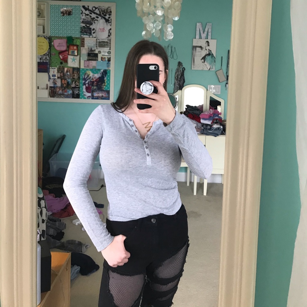 Forever 21 Gray Henley sz.M